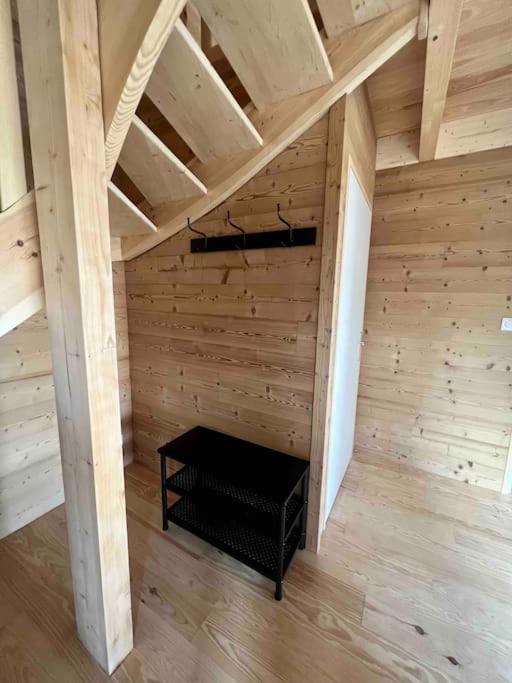 Le Des Genets Holiday home Coucouron
